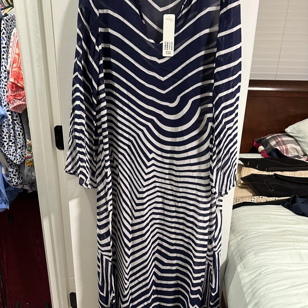 Soft Surroundings Black and White Bell Sleeve Resort Dress